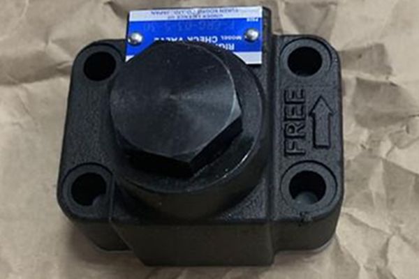日本油研單向閥CRG-06-04-50 ，原裝正品，現(xiàn)貨供應(yīng)