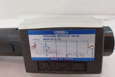 日本油研疊加式減壓閥MRP-01-C-30,MRP-03-H-30型號(hào)，參數(shù)說明書